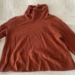 Lululemon burnt orange oversized sweater/pullover